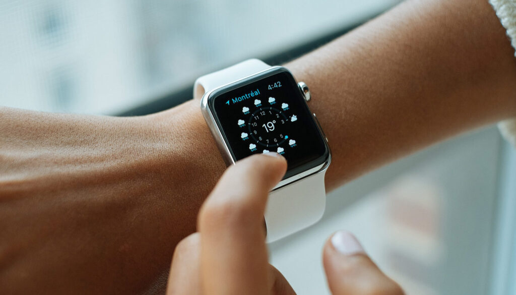 smart-watch-821557_1920-1